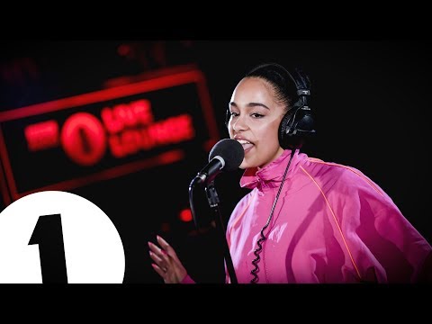 Jorja Smith - Cry Me A River (Justin Timberlake cover) in the Live Lounge