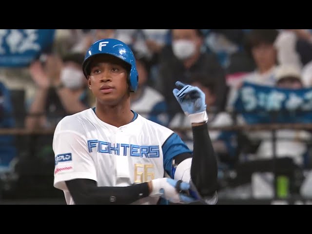 【5回裏】変化球を捉えた!! ファイターズ・万波中正 センターへのタイムリーヒット!! 2025年6月4日 北海道日本ハムファイターズ 対 阪神タイガース