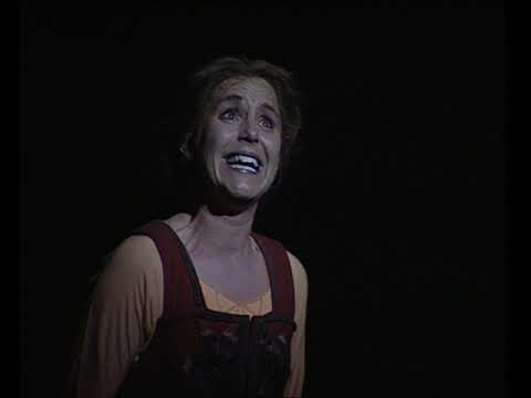 Du måste finnas – Helen Sjöholm | Kristina från Duvemåla på Cirkus i Stockholm