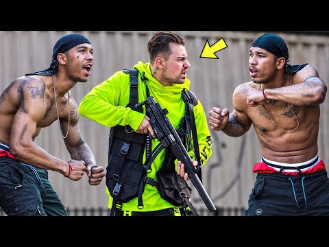 SMOKING THUGS in the Hood! (MUST WATCH)