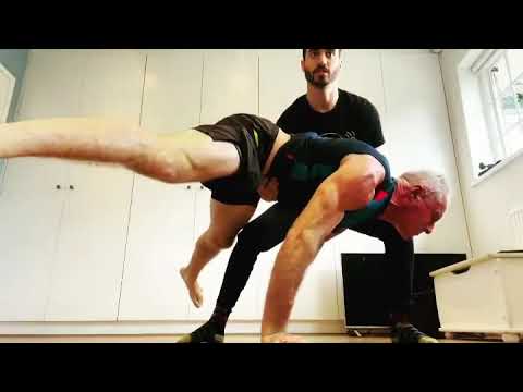 誰が私がプランチをできないと言った？? (Who says I can’t planche? ?)