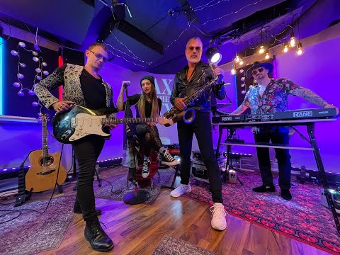 Sax In The City by Oliver Martin - Showcase