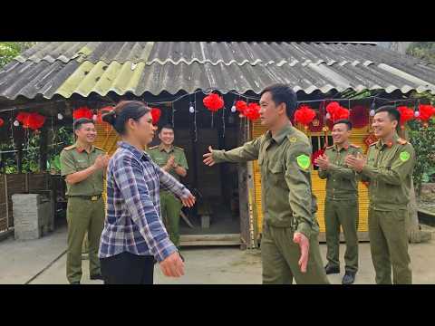 The single mother burst into tears when she met the police officer again — what happened?