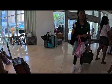 Point Nassau and Junkanoo beach