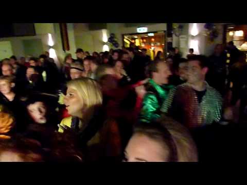 3X NIX - Oet Limburg komt de meziek