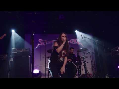 Eskalation live mit Band