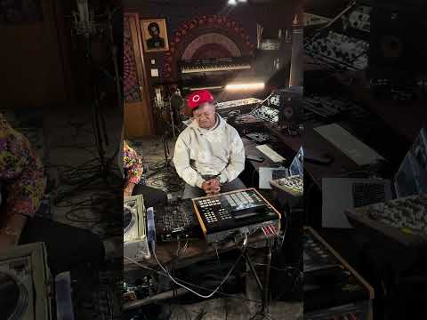 Inside Runnin By The Game #50cent #hitek #tmro