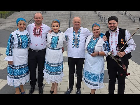IULIANA TATAR AND NAZARIUS VARGA (ZBICIU) - BIHOREANU' CU VOLANU'