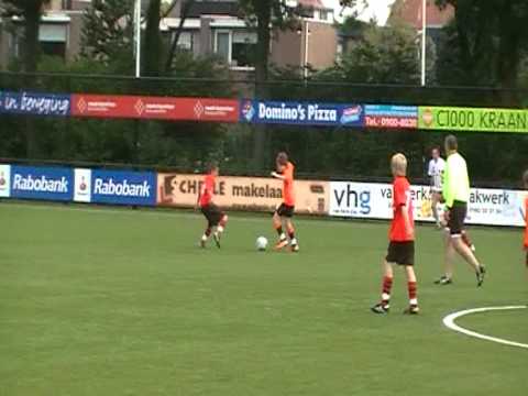 21 mei 2011 Nieuwerkerk D1 - VV De Meern D1, 3-5, doelpunt Luuk (2) (de 1e helaas niet op film)