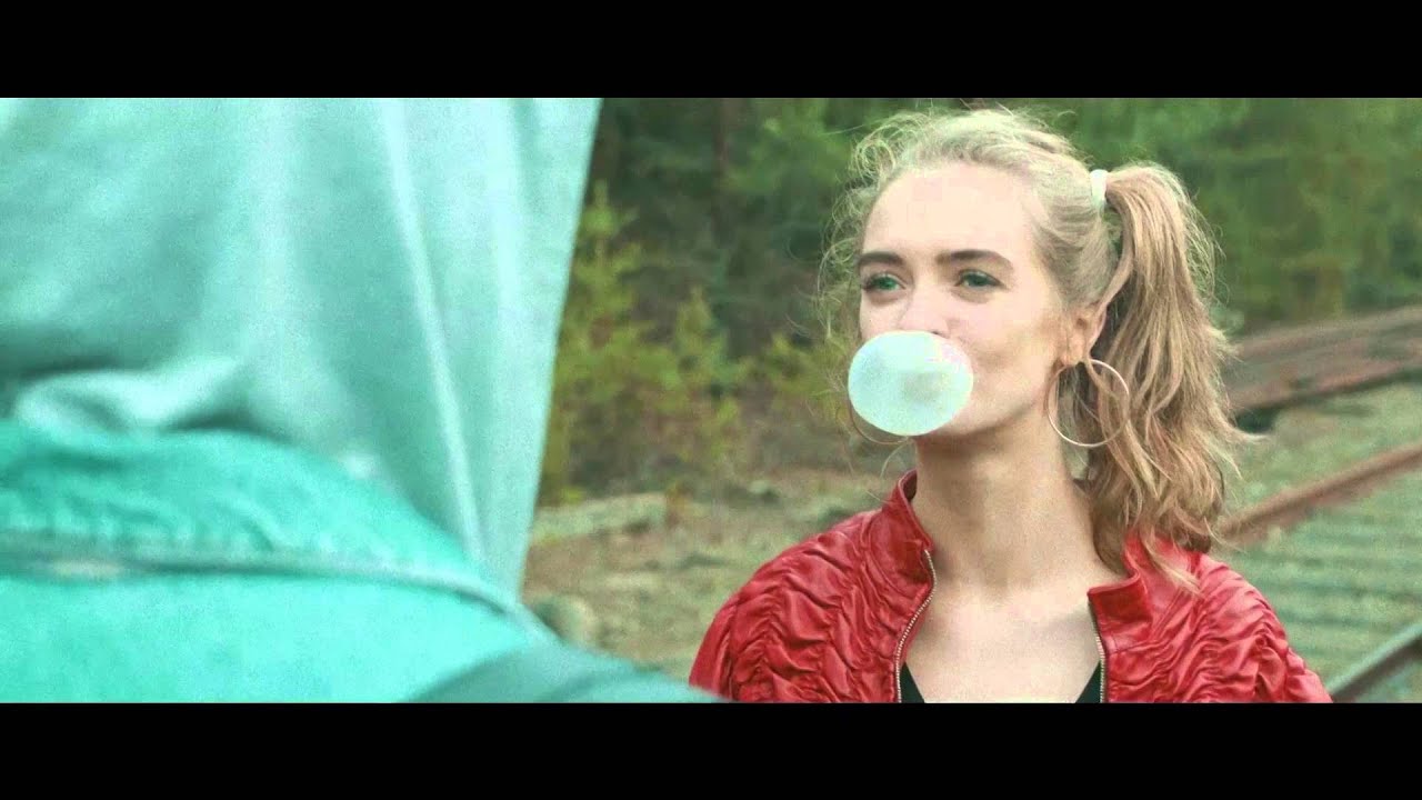 CLMD ft. Astrid S — Dust