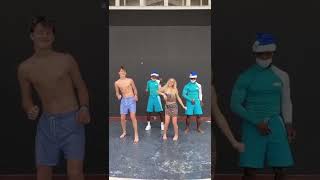 Download lagu JINGLE BELL ROCK! #shorts mp3