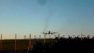 USN P-3 Orion - Touch & go - Malta 2012