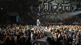 Southern Comfort Zone - Brad Paisley (Live in Sudbury)