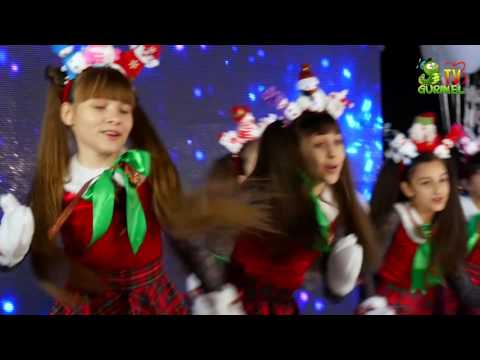 Adriana, Olga, Andreea, Eva, Jennifer - E sarbatoare iar