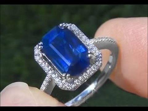GIA CERTIFIED Cornflower Blue Sapphire Diamond Ring - UNHEATED