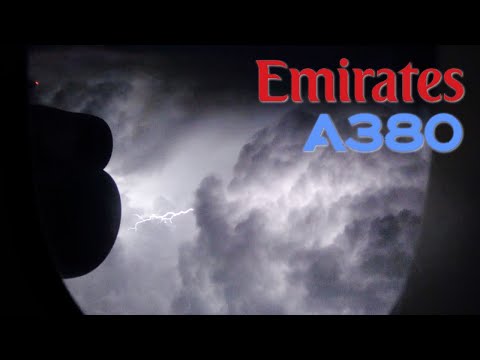 Thunderstorm Avoidance! Paris CDG 🇫🇷 to Dubai 🇦🇪 Emirates Airbus A380-800 [FULL FLIGHT REPORT]