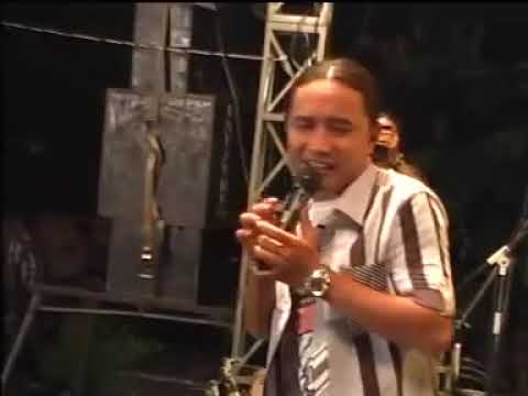 GADIS PENDAYUNG CINTA - AGUNG JUANDA - NEW ROSSITA || Live Gluran ploso benjeng 2013