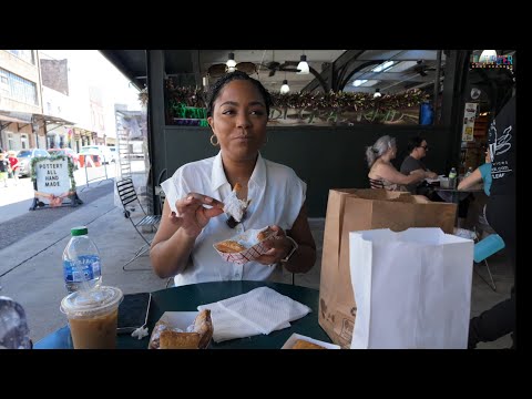 New Orlean's Beignets: Cafe Du Monde, Loretta's & Morning Call - Our favorite was...