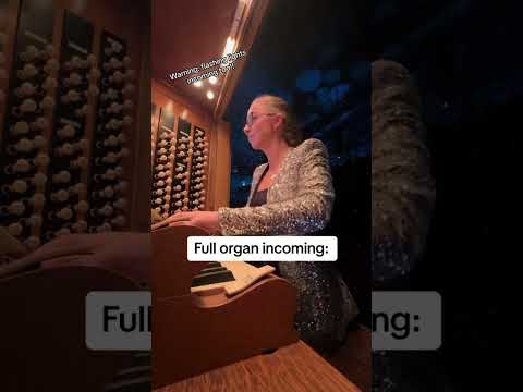 When Aurora meets the Royal Albert Hall organ. #organ #organtok #aurora #pipeorgan #royalalberthall
