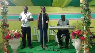 Oui je sais qu&#39;il existe un grand Dieu