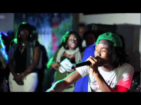 Laza Morgan Ft Express D.N.B Performance 2012 @ Club Rumba