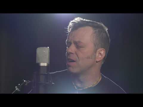 Daniel Boucher  en performance Chez Georges-Émile OFF Le Poète des temps gris  | Place des Arts