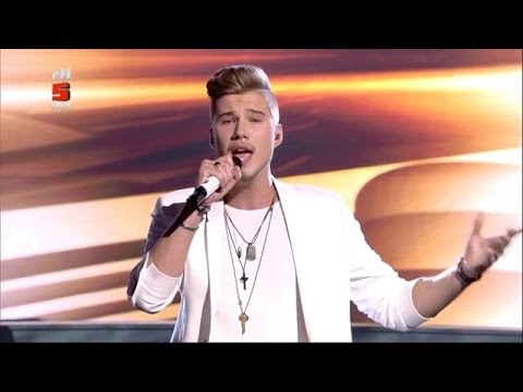 Bram zingt voor z'n opa - IDOLS