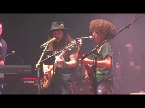 Shakedown Street - Twiddle with Brandon "Taz" Niederauer November 25, 2017