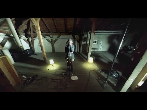 fluoxcity - Cheek to Cheek - DACHBODENSESSION