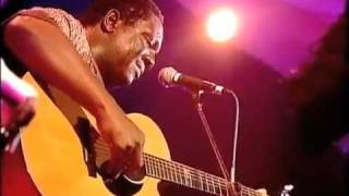 Vusi Mahlasela sings - Thula Mama