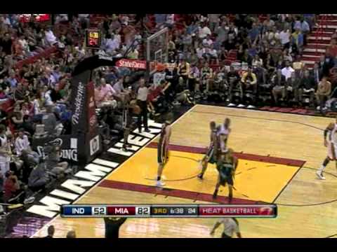 12-27-09 Dwyane Wade Monster Alley-Oop Dunk