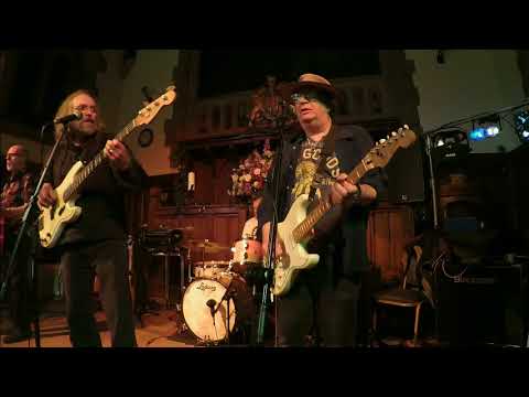 download lagu mp3 mp4 Trevor Burton Band, download lagu Trevor Burton Band gratis, unduh video klip Trevor Burton Band