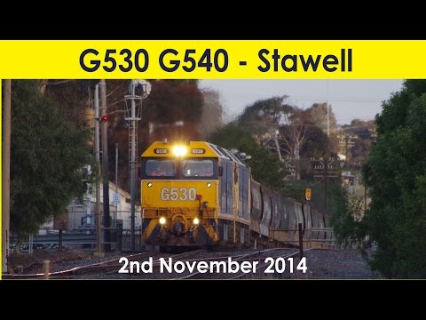 G530 G540 through Stawell with a down empty grain train - Australian trains