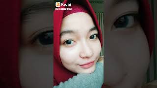Download lagu Jilbab merah desah tinggi mp3