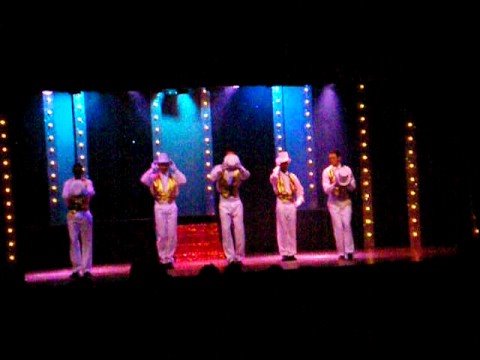 Pompadour club med: spectacle du vendredi