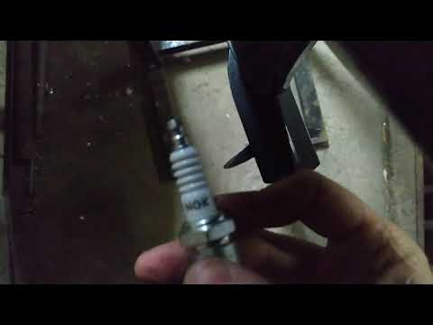 Тест искры свечей NGK BPR7HS и BP7HS