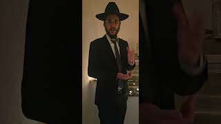 מתפללים על חיילי צה"ל והחטופים בבית כנסת האר"י בצפת, שיחזרו לביתם לשלום אמן (הרב רפאל זר) - התמונה מוצגת ישירות מתוך אתר האינטרנט יוטיוב. זכויות היוצרים בתמונה שייכות ליוצרה. קישור קרדיט למקור התוכן נמצא בתוך דף הסרטון