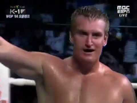 Peter Graham ko Badr Hari