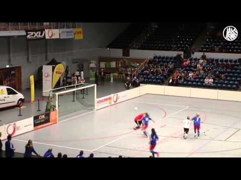 Hamburger SV - Bramfelder SV (Finale Frauen-Hallenmasters 2014) - Spielszenen | ELBKICK.TV