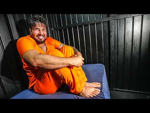 TODOS FORAM EMBORA E ELE FICOU NA CADEIA SOZINHO ....