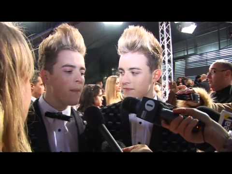 Jedward fill us in on hooking up with Vanilla Ice