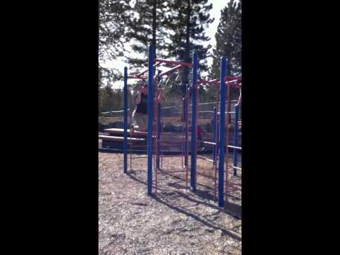 King Kong Over The Bar