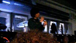 Crystal Castles - Fainting Spells @ Rough Trade East, 26.05.10