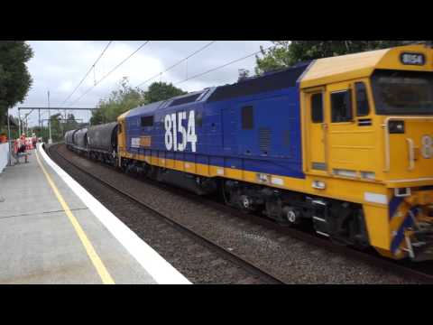 Triple 81 class with PN 9537 Manildra Flour 19/1/17