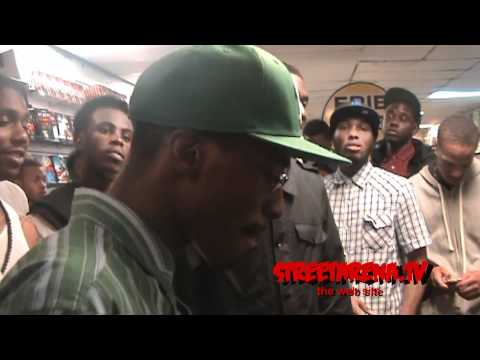 Feast da Beast vs Waka Doc