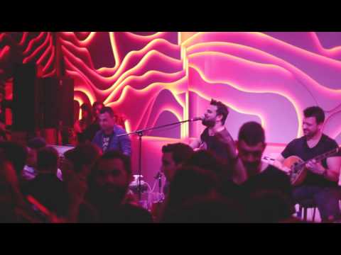 Ηλίας Καμπακάκης - Ρόδα | Ilias Kampakakis - Roda - Official Video Clip