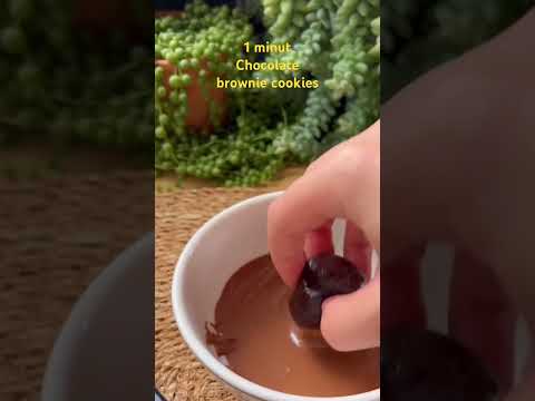 1 minute chocolate brownie cookies recipe#food #dessert #azrahomeskitchen #chocolate