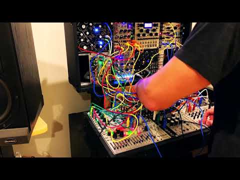 Eurorack Techno Live Jam - Instruo CS-L, Erica Synth Bass WMD Arpitecht  [Steak & Eggs]
