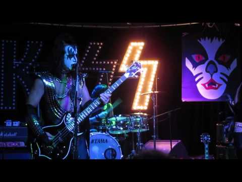 092615 KISS Alive! NYC: I Love It Loud