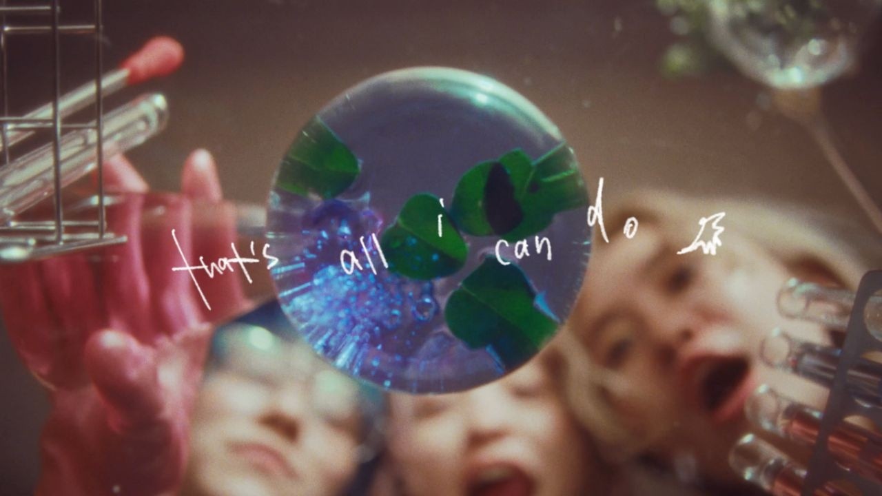 that's all i can do / Chilli Beans.